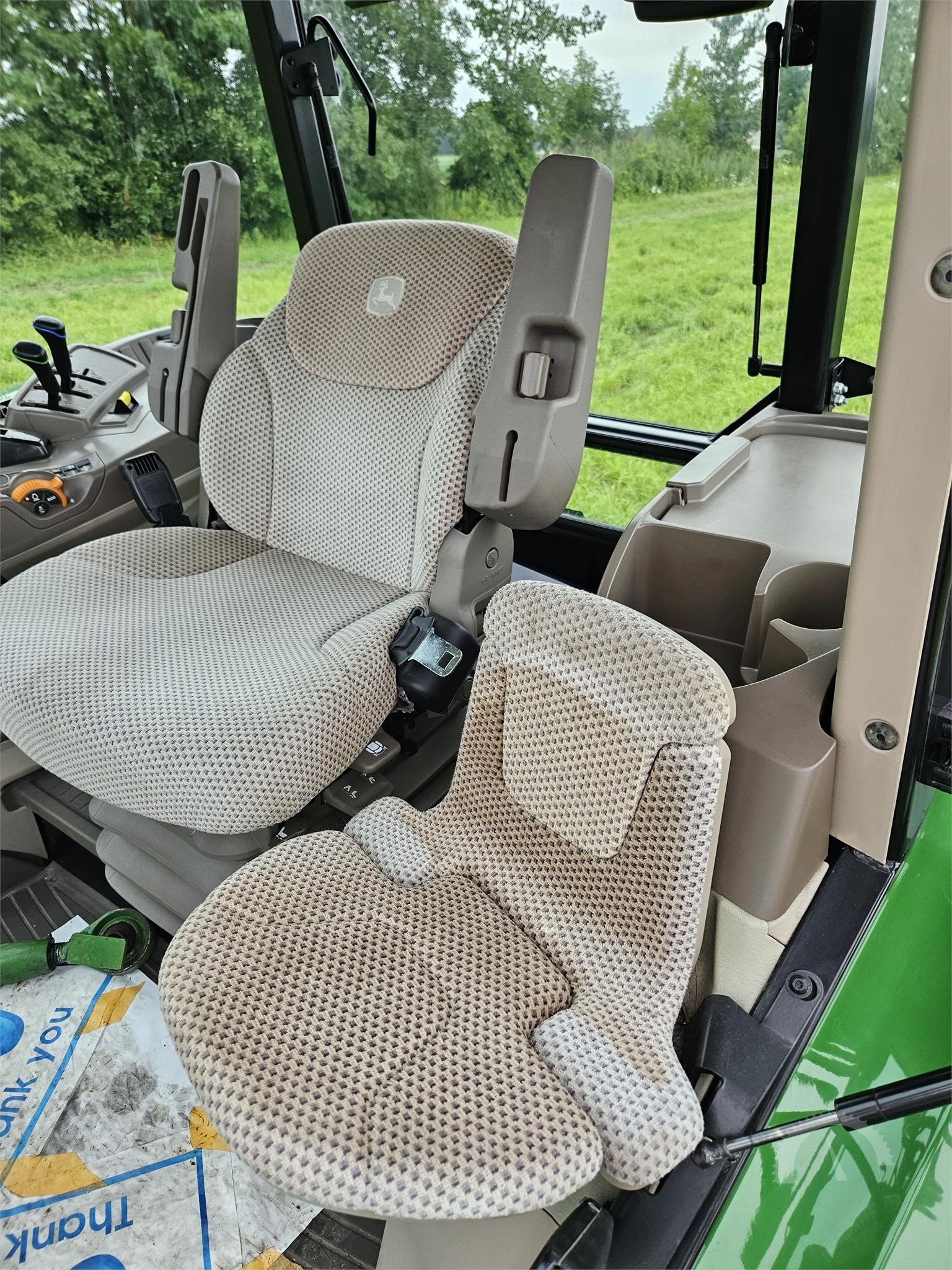 2018 JOHN DEERE 5090R Tractor