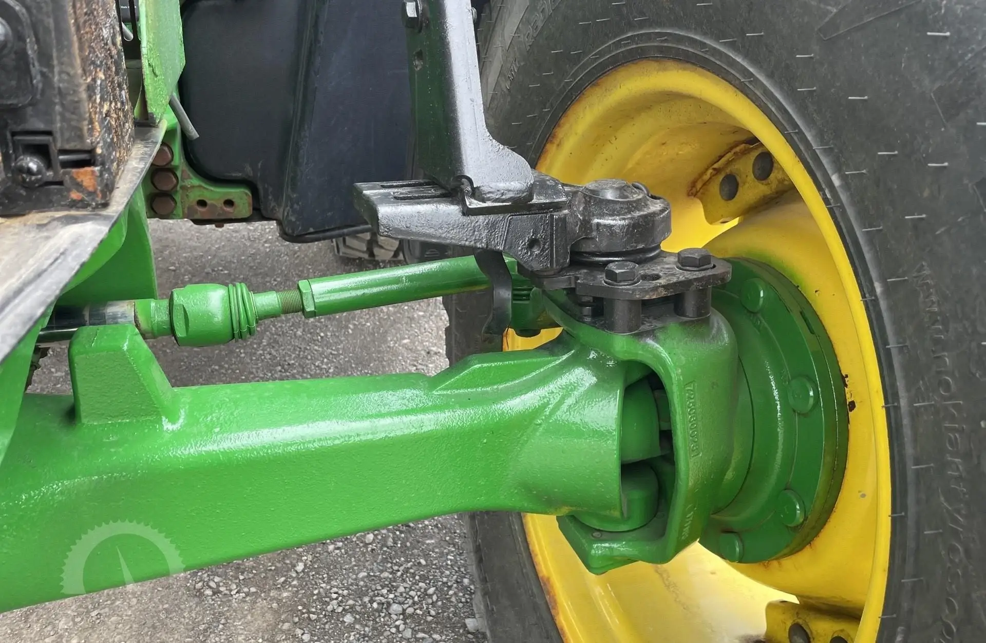 2018 JOHN DEERE 5090R Tractor