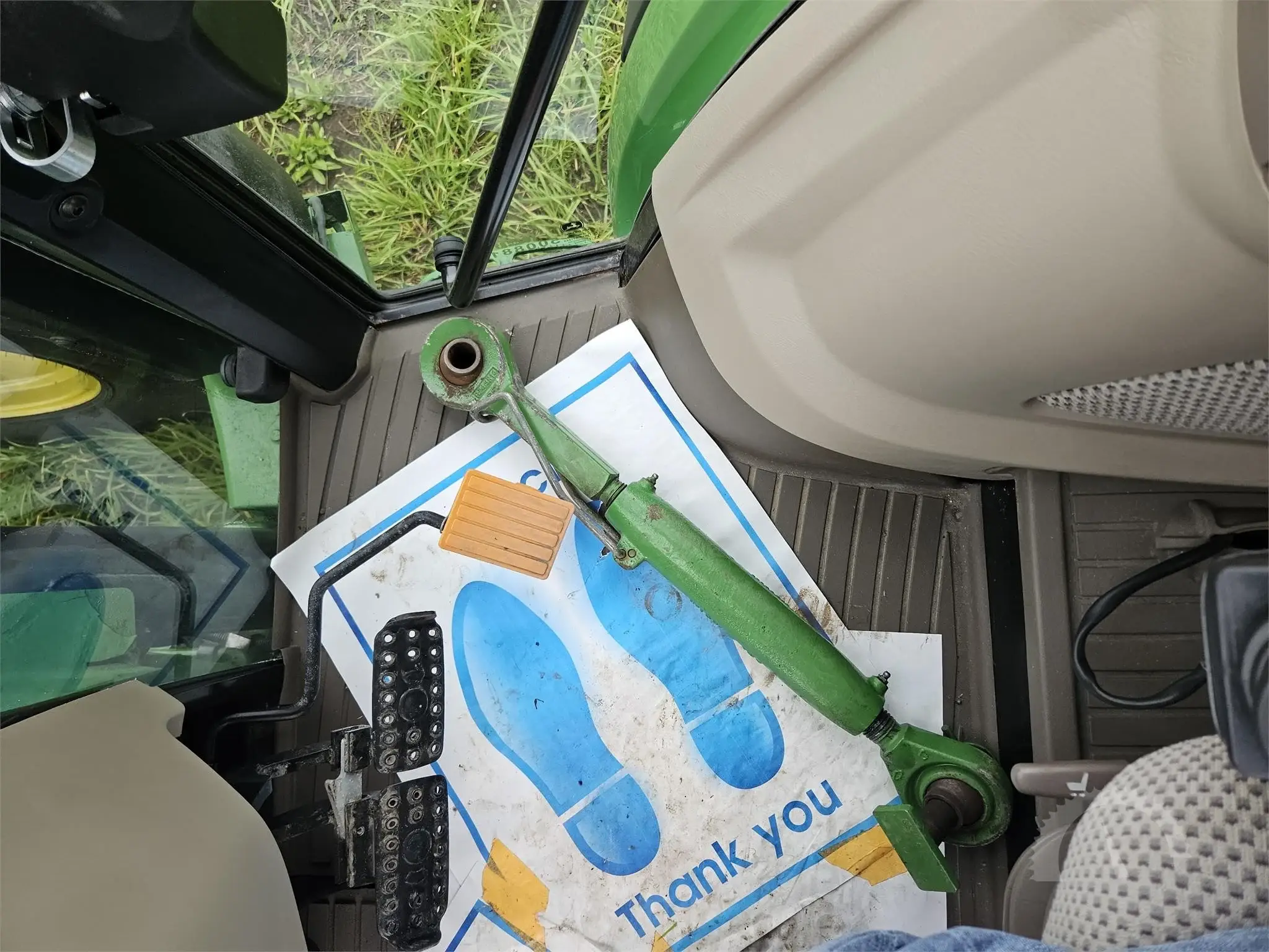 2018 JOHN DEERE 5090R Tractor