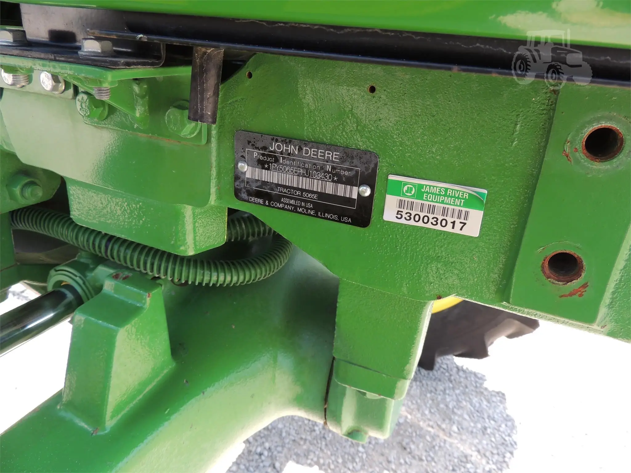2018 JOHN DEERE 5065E tractor