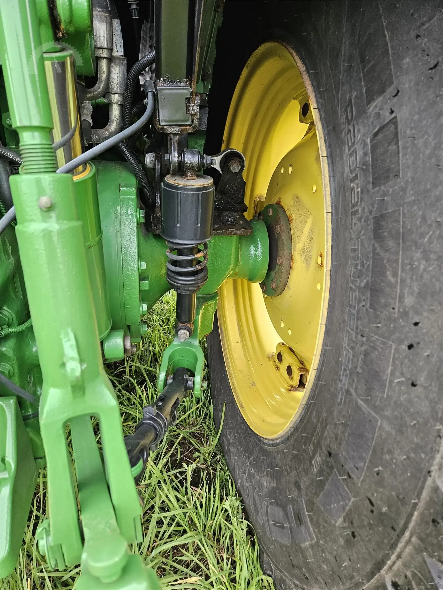 2018 JOHN DEERE 5090R Tractor